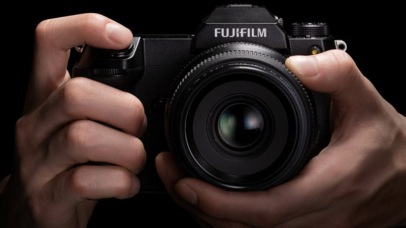 FUJIFILM GFX100S